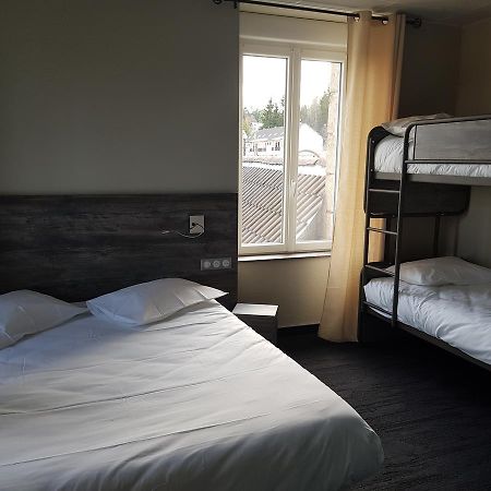 Hotel Jeanne D'Arc Saint-Chély-dʼApcher Екстериор снимка