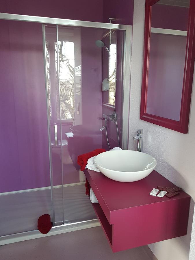 Hotel Jeanne D'Arc Saint-Chély-dʼApcher Екстериор снимка