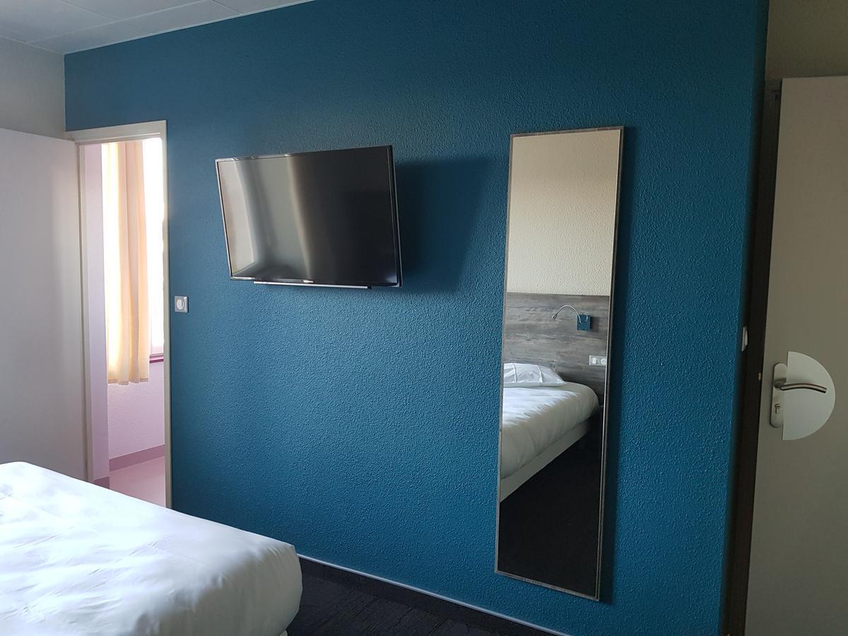 Hotel Jeanne D'Arc Saint-Chély-dʼApcher Екстериор снимка